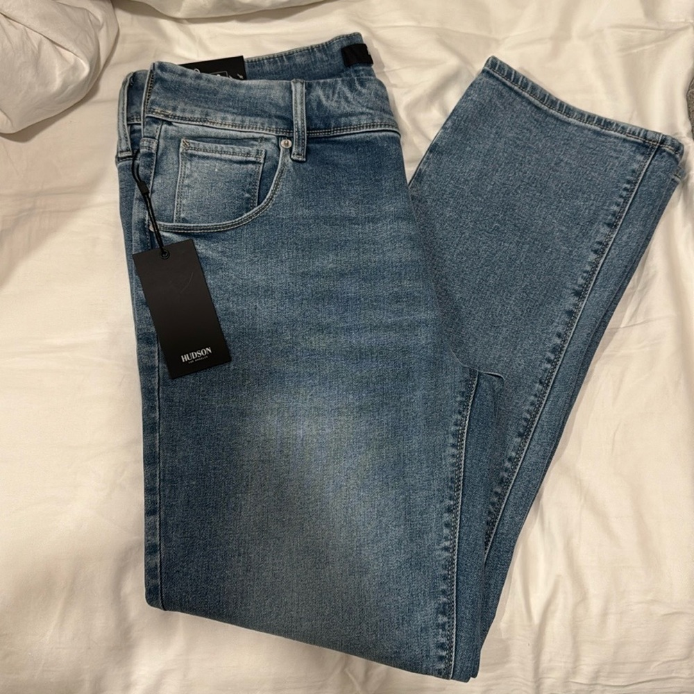 Hudson Ladies' Slim Straight Leg Jean, NEW! ✨ - Picture 6 of 11